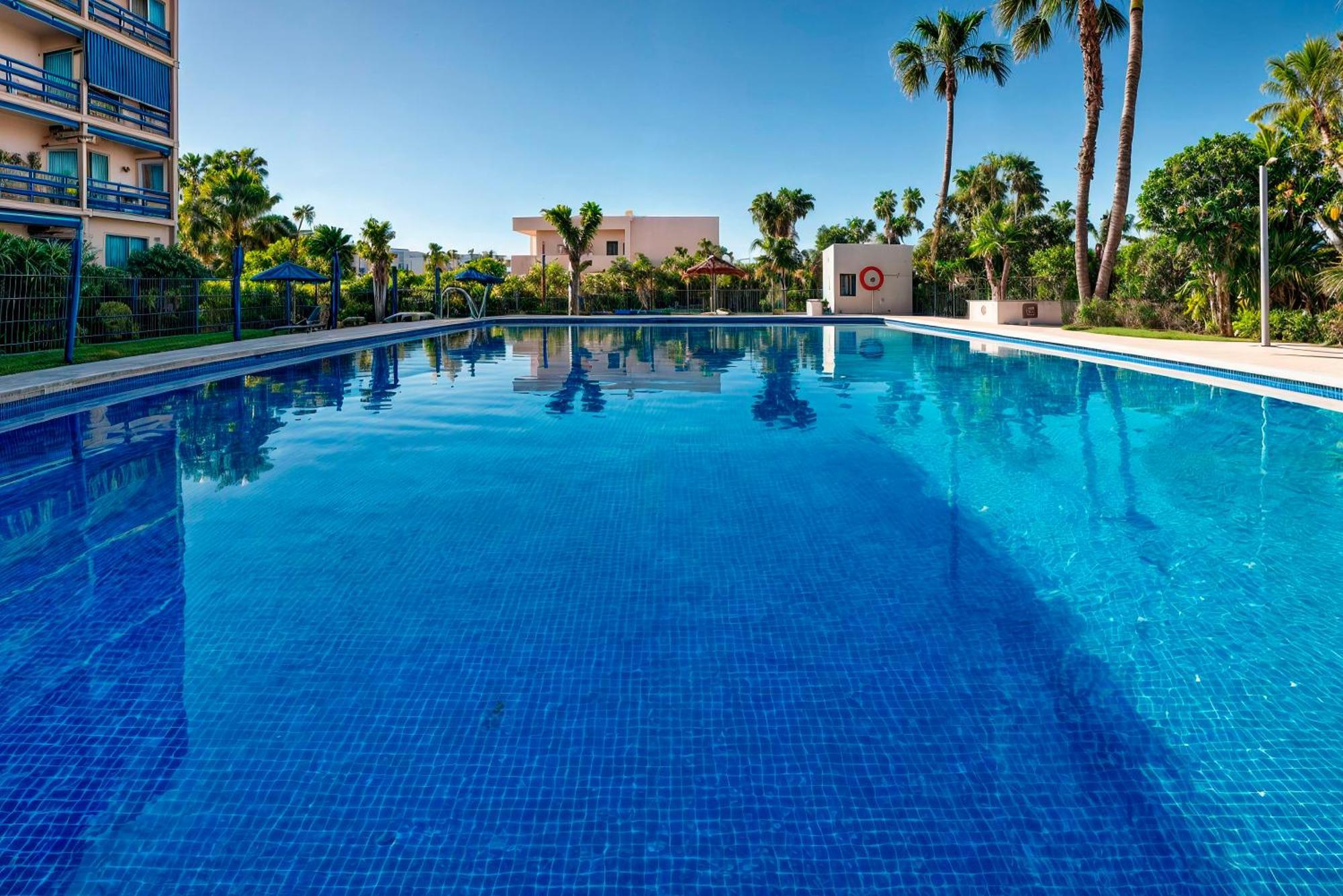 Estudio En Torremolinos Con Piscina ภายนอก รูปภาพ